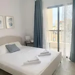 Antonia Sea View *
