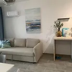 Antonia Sea View شقة